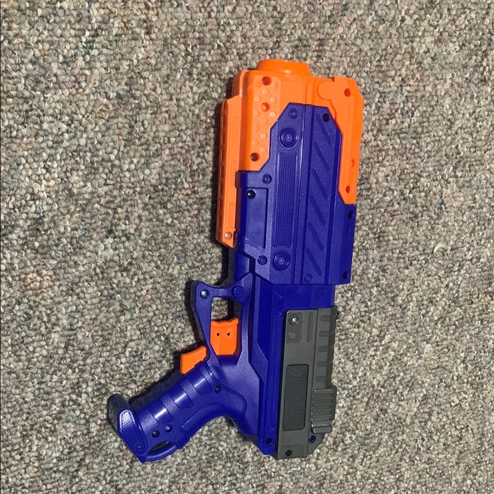 Adventure Force! Fun toy gun for kids! (Bullets not included)